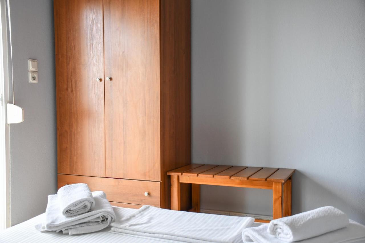 Artemis Hotel Apartments Керамоти Екстериор снимка