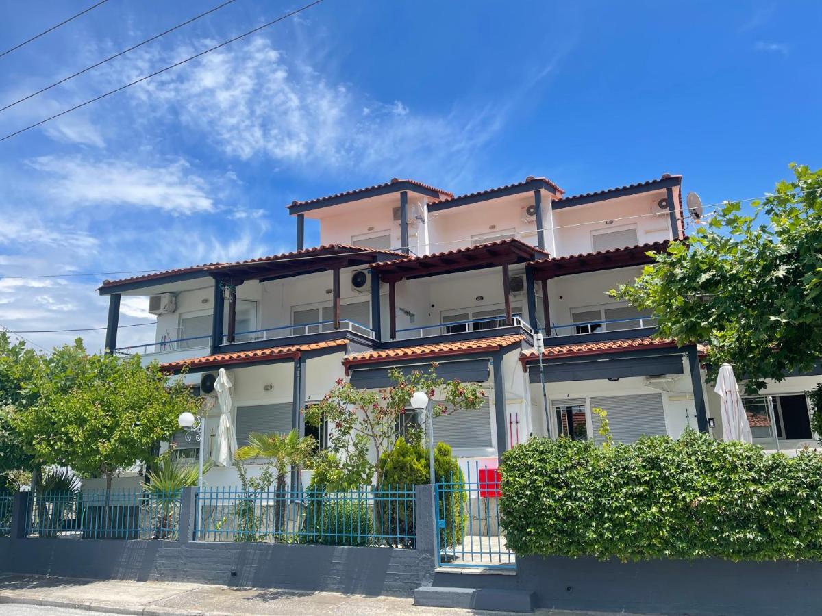 Artemis Hotel Apartments Керамоти Екстериор снимка