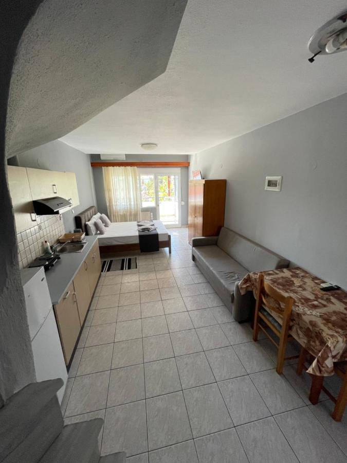 Artemis Hotel Apartments Керамоти Екстериор снимка